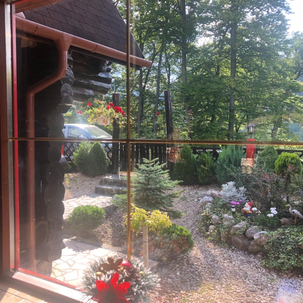 Hot Tub Chalet Retreat Villa Braşov Exterior foto