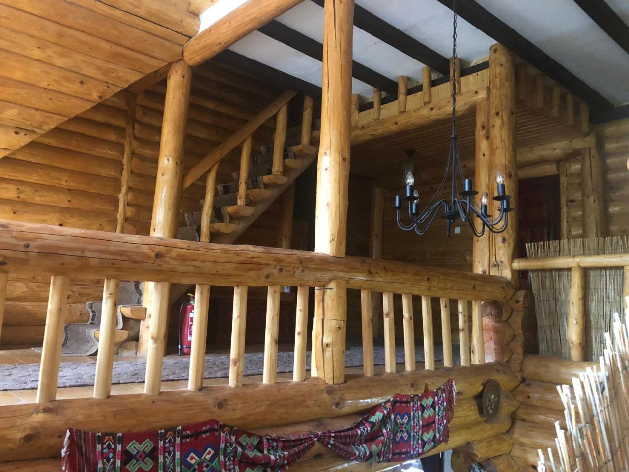 Hot Tub Chalet Retreat Villa Braşov Exterior foto